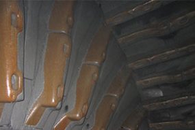 Rubber products : Rubber lining for autogenous wet-grinding mill